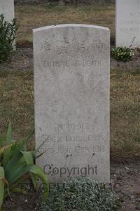 Les Baraques Military Cemetery Sangatte - Li Fu T'ang, 